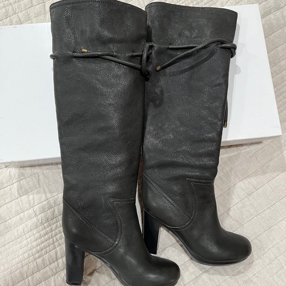 See By Chloe Dark Grey Boots NIB - Picture 2 of 11
